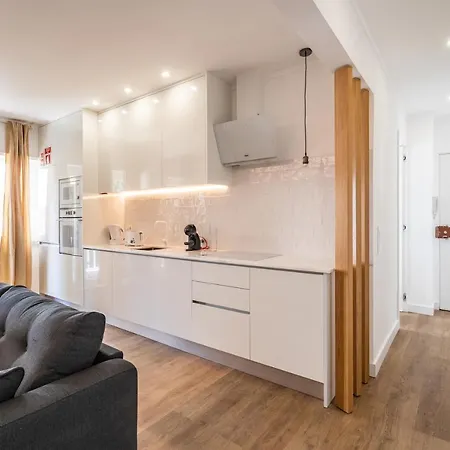 Akicity Campolide Targa Apartment